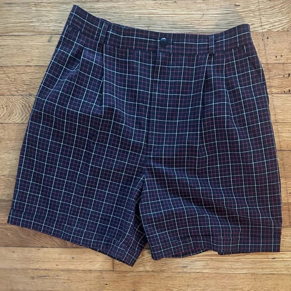 Petite Sophisticate Pants - Petite Sophisticate High Waisted Shorts Size 12P Vintage Black Red Plaid Womens